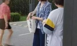 吃瓜群众女装图片,一场视觉盛宴