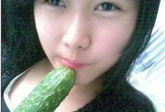 吃瓜群众观看美女图片
