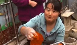 史上最大的吃瓜群众,史上最大“吃瓜群众”的狂欢盛宴