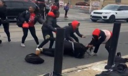 杭州吃瓜群众街头打人,吃瓜群众围观引发的打人事件