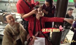 热闹的吃瓜群众花絮,现场直击，趣味横生瞬间