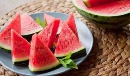 晚餐吃瓜群众吃什么,揭秘瓜类美食的多样魅力