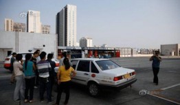 吃瓜群众被碾压怎么办啊,如何应对网络暴力